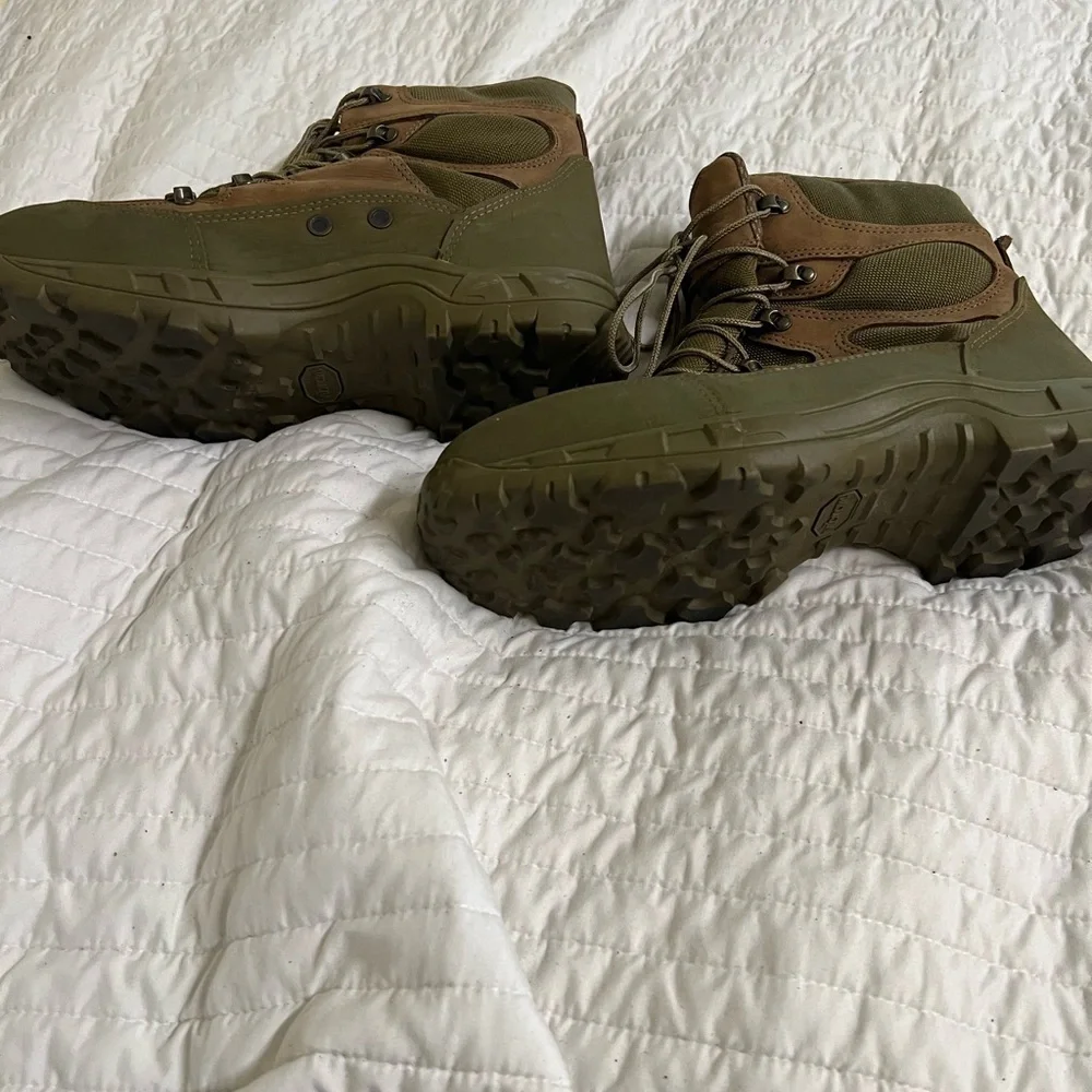 Belleville Combat Hiker Boots